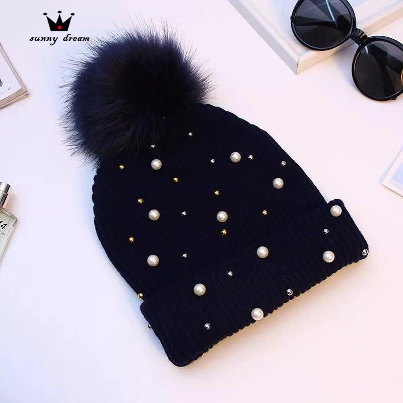  H00007 Pearl Imitation Fox Fur Ball Ladies Knitted Hat
