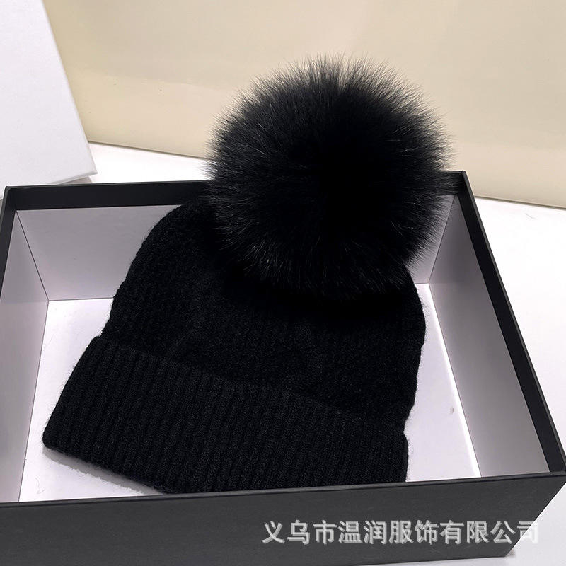 H00036 Twisted Lace Curling Ear Protection Knitted Pompom Hat