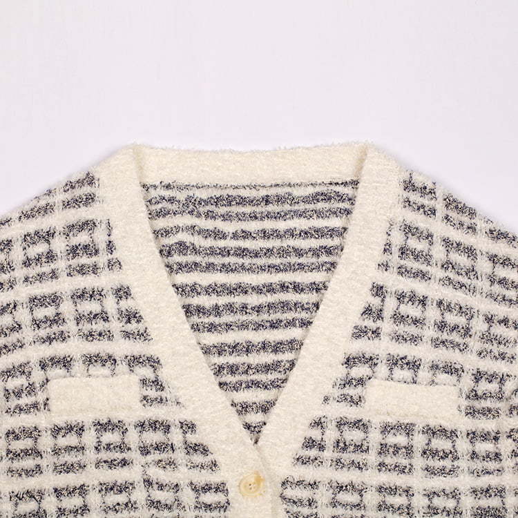 SM-K0041 Black and White Plaid Small Fragrant Mohair Knit Cardigan Korean Lazy Style
