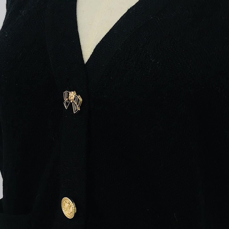 D23-502A Black Short Sleeve V-Neck Knitted Cardigan